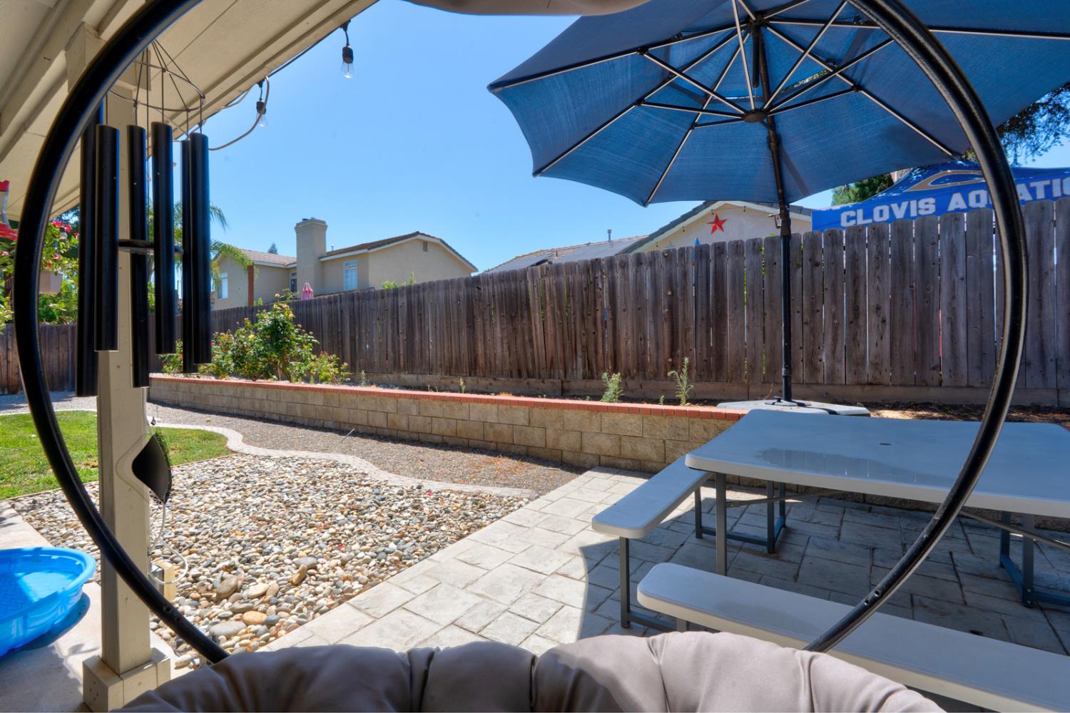 2512 Keats Ave, Clovis, CA 93611