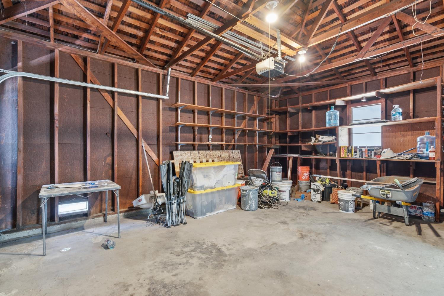 3413 N Millbrook Ave, Fresno, CA 93726
