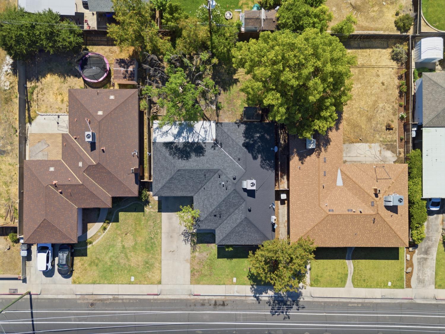 3413 N Millbrook Ave, Fresno, CA 93726