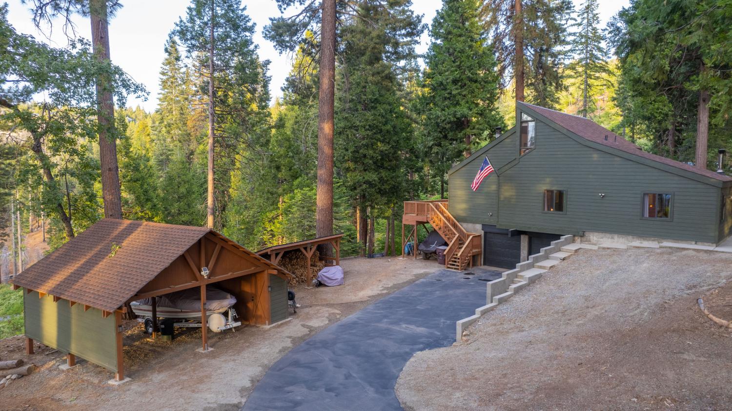 39873 Little Shuteye Ln, Shaver Lake, CA 93664