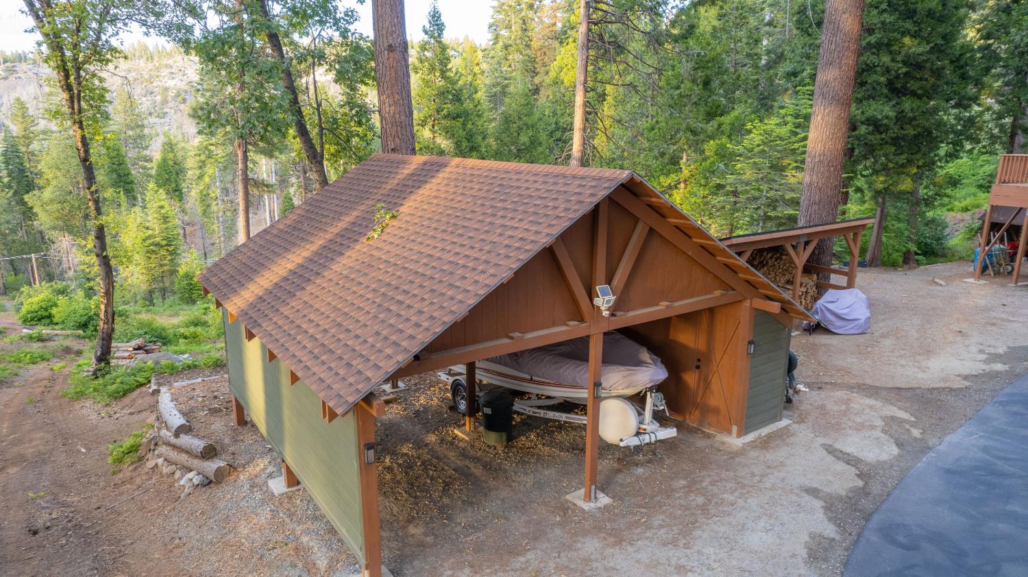 39873 Little Shuteye Ln, Shaver Lake, CA 93664