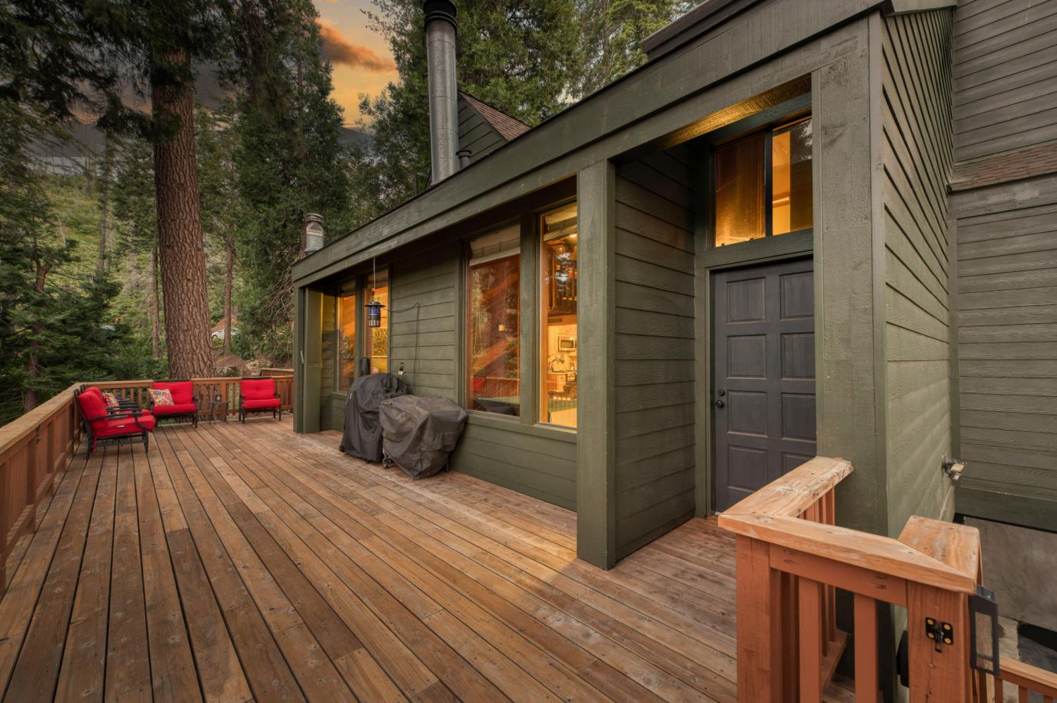 39873 Little Shuteye Ln, Shaver Lake, CA 93664