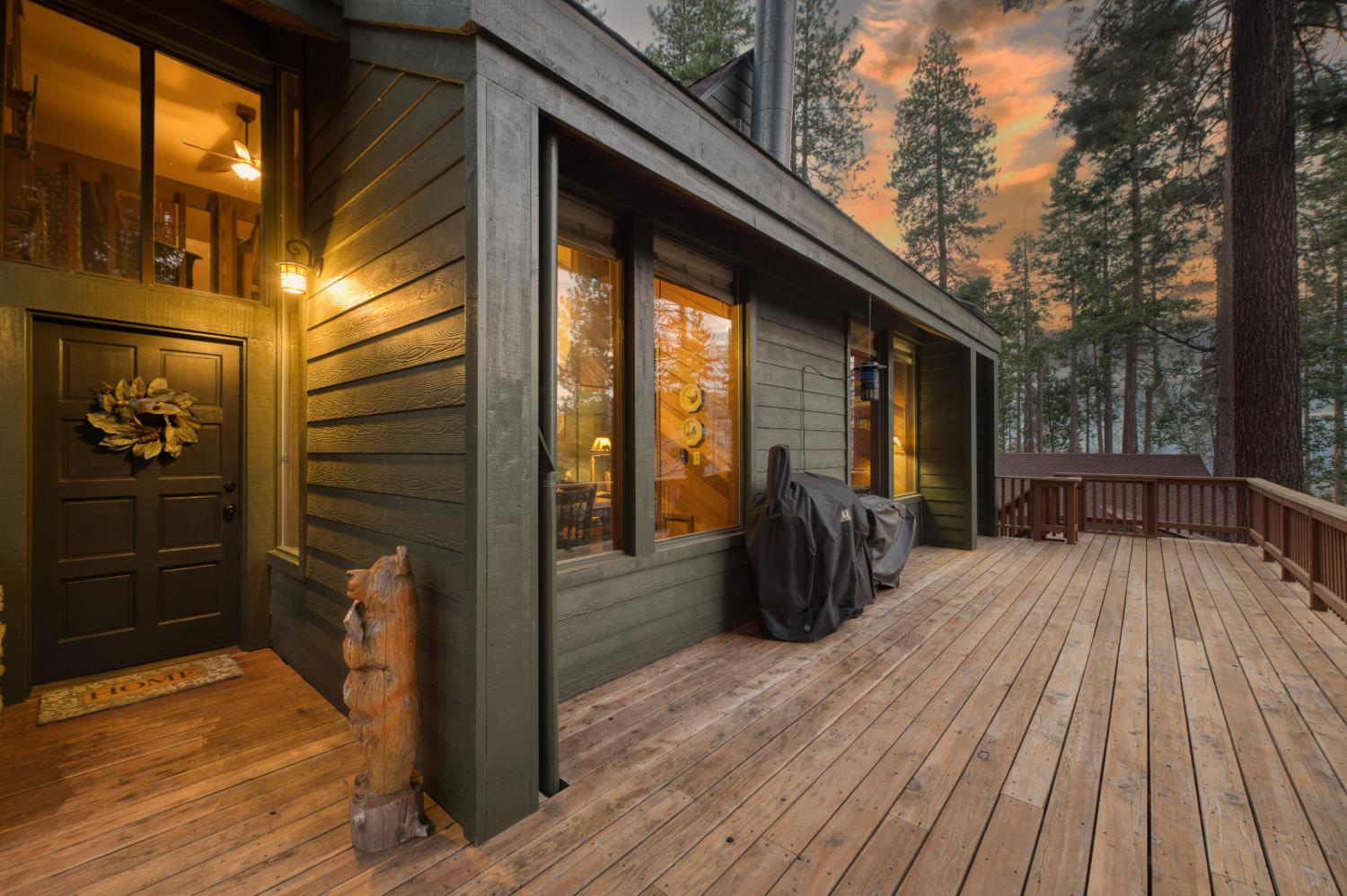 39873 Little Shuteye Ln, Shaver Lake, CA 93664