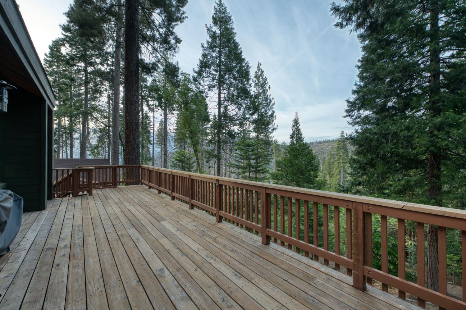 39873 Little Shuteye Ln, Shaver Lake, CA 93664