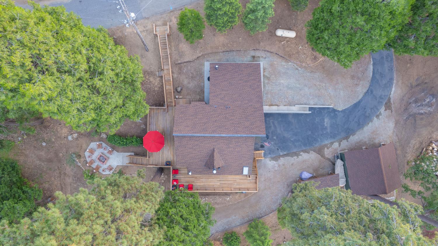 39873 Little Shuteye Ln, Shaver Lake, CA 93664