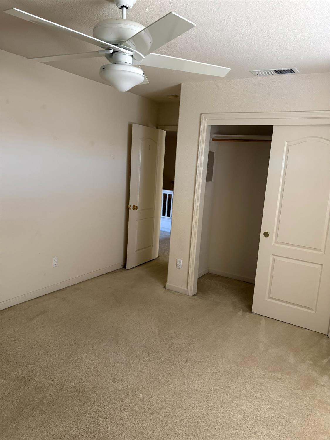 8002 N 5Th St, Fresno, CA 93720