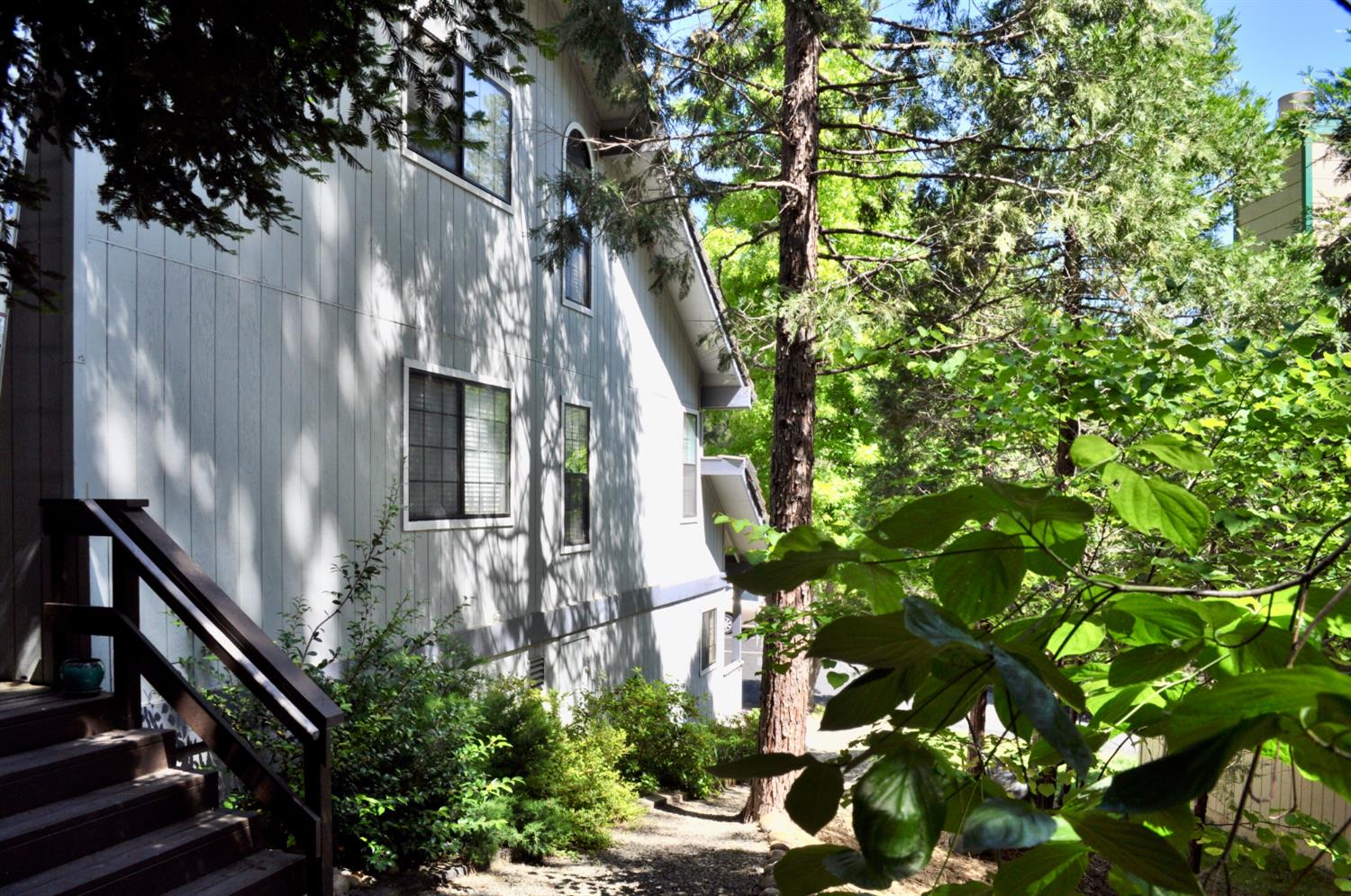 40596 Road 222, Bass Lake, CA 93604