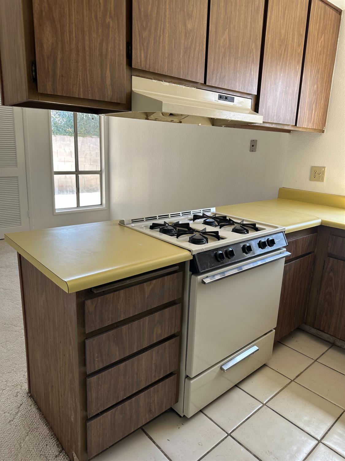 317 W Sierra Ave #117, Fresno, CA 93704