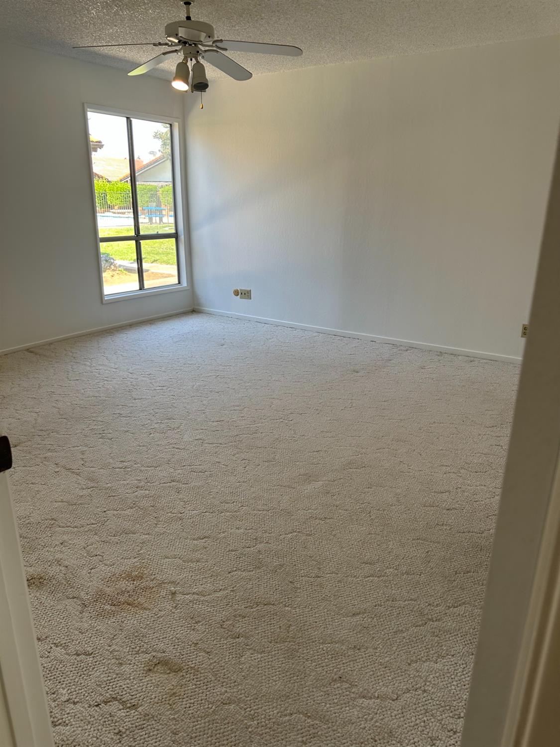 317 W Sierra Ave #117, Fresno, CA 93704