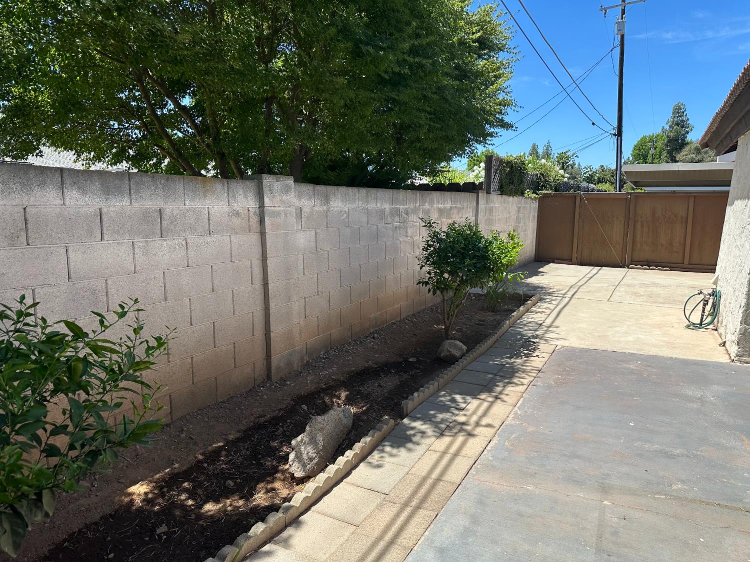 317 W Sierra Ave #117, Fresno, CA 93704