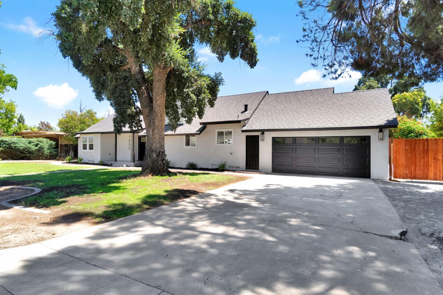 1355 W Barstow, Fresno, CA 93711