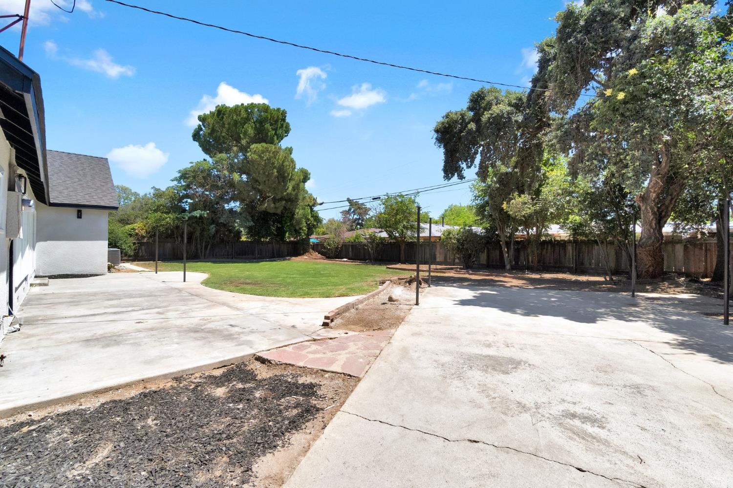 1355 W Barstow, Fresno, CA 93711