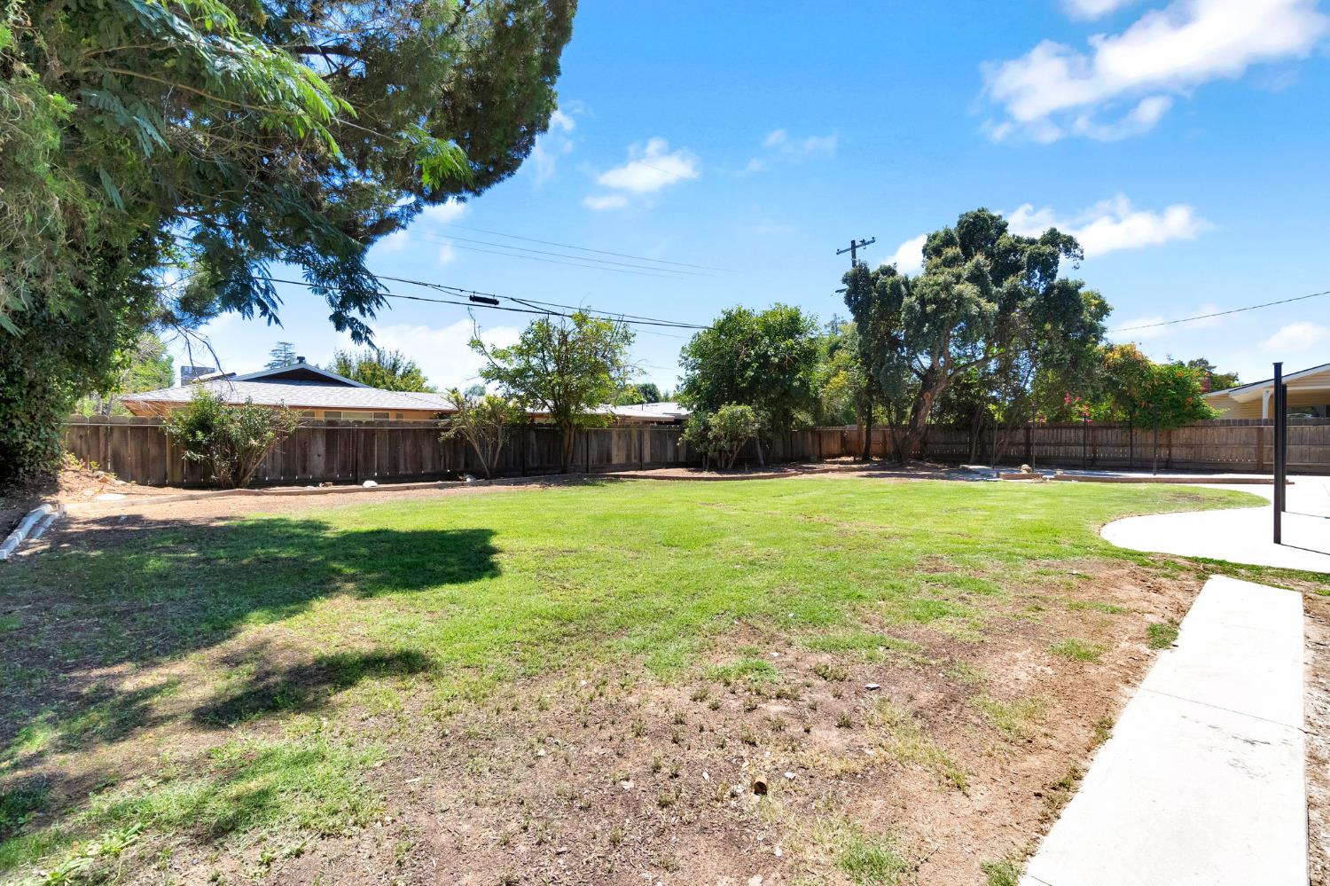 1355 W Barstow, Fresno, CA 93711