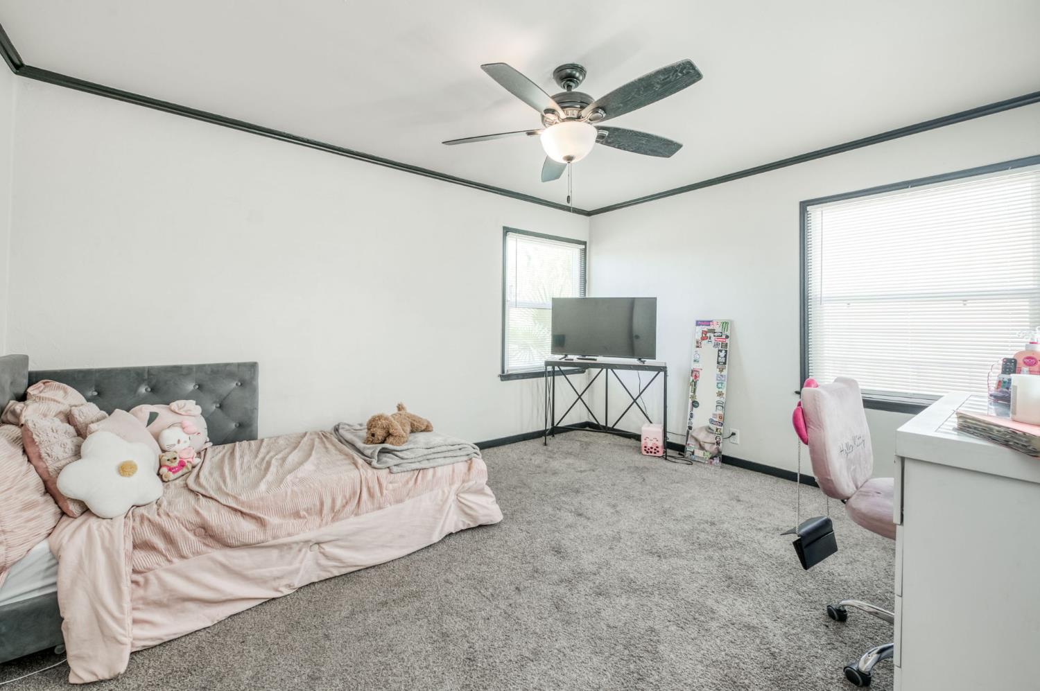 1337 E Princeton Ave, Fresno, CA 93704