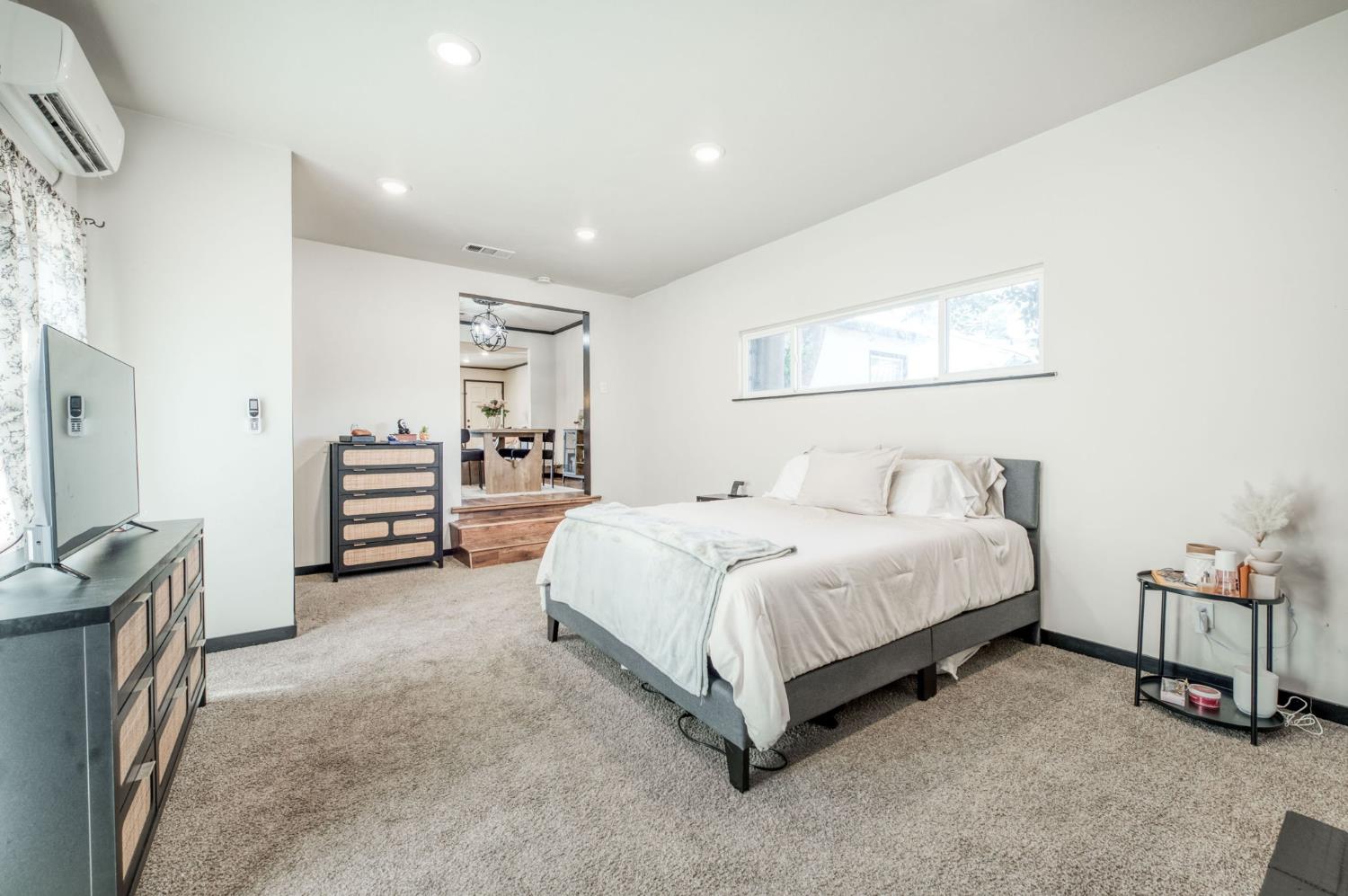 1337 E Princeton Ave, Fresno, CA 93704
