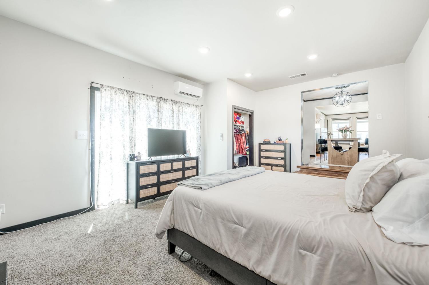 1337 E Princeton Ave, Fresno, CA 93704