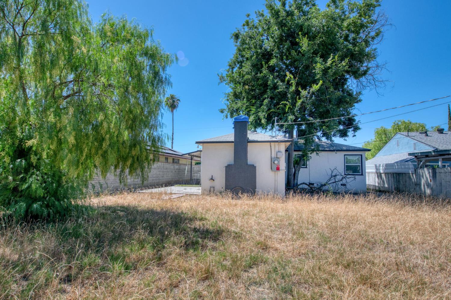 1337 E Princeton Ave, Fresno, CA 93704