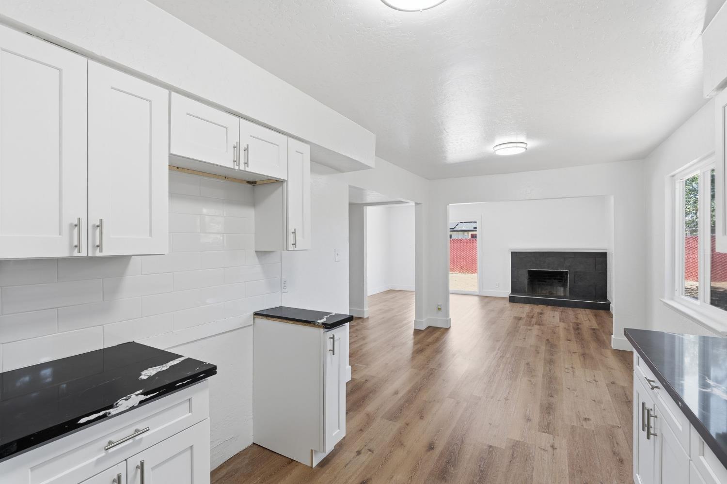4619 E Dwight Way, Fresno, CA 93702