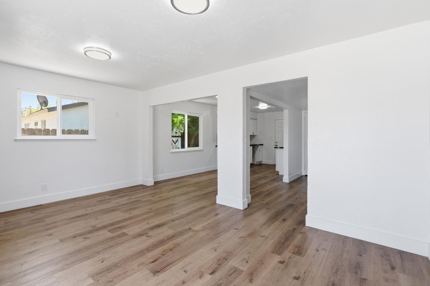 4619 E Dwight Way, Fresno, CA 93702