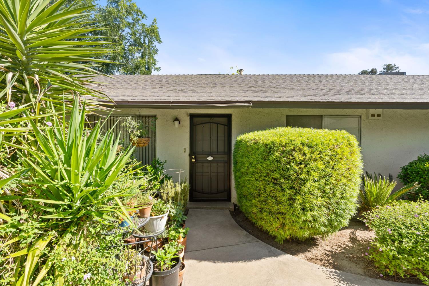 6451 N Wishon Ave, Fresno, CA 93704