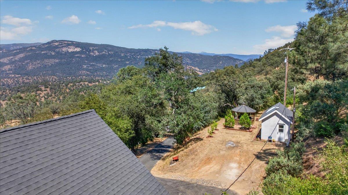 28945 Bonneyview Rd, Tollhouse, CA 93667