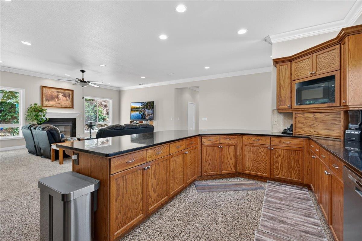 28945 Bonneyview Rd, Tollhouse, CA 93667