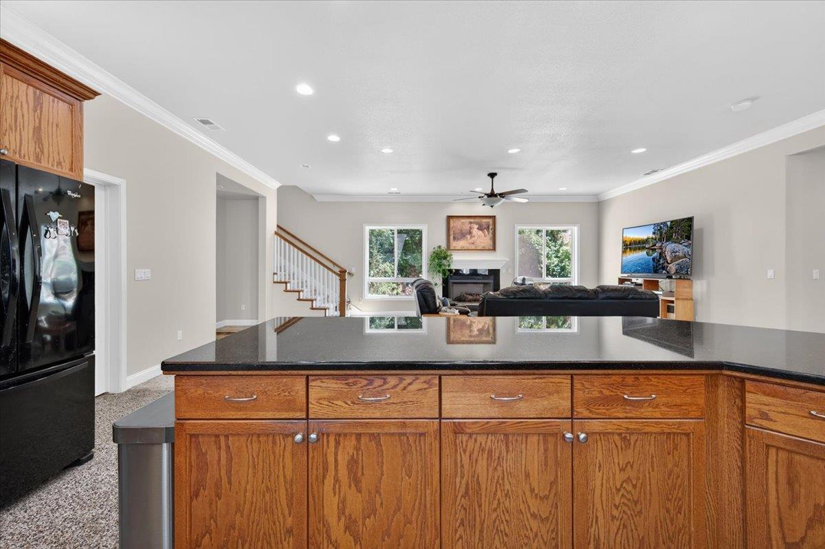 28945 Bonneyview Rd, Tollhouse, CA 93667