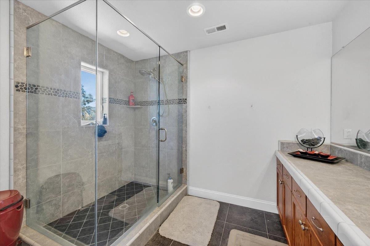 28945 Bonneyview Rd, Tollhouse, CA 93667
