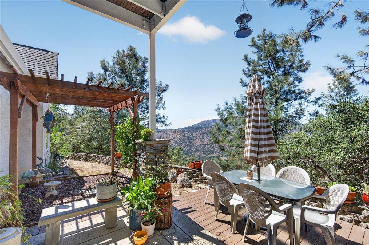 28945 Bonneyview Rd, Tollhouse, CA 93667