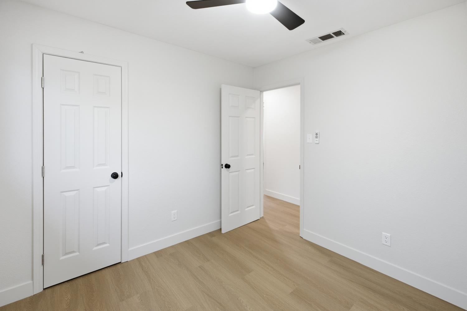 641 Kern St, Kingsburg, CA 93631