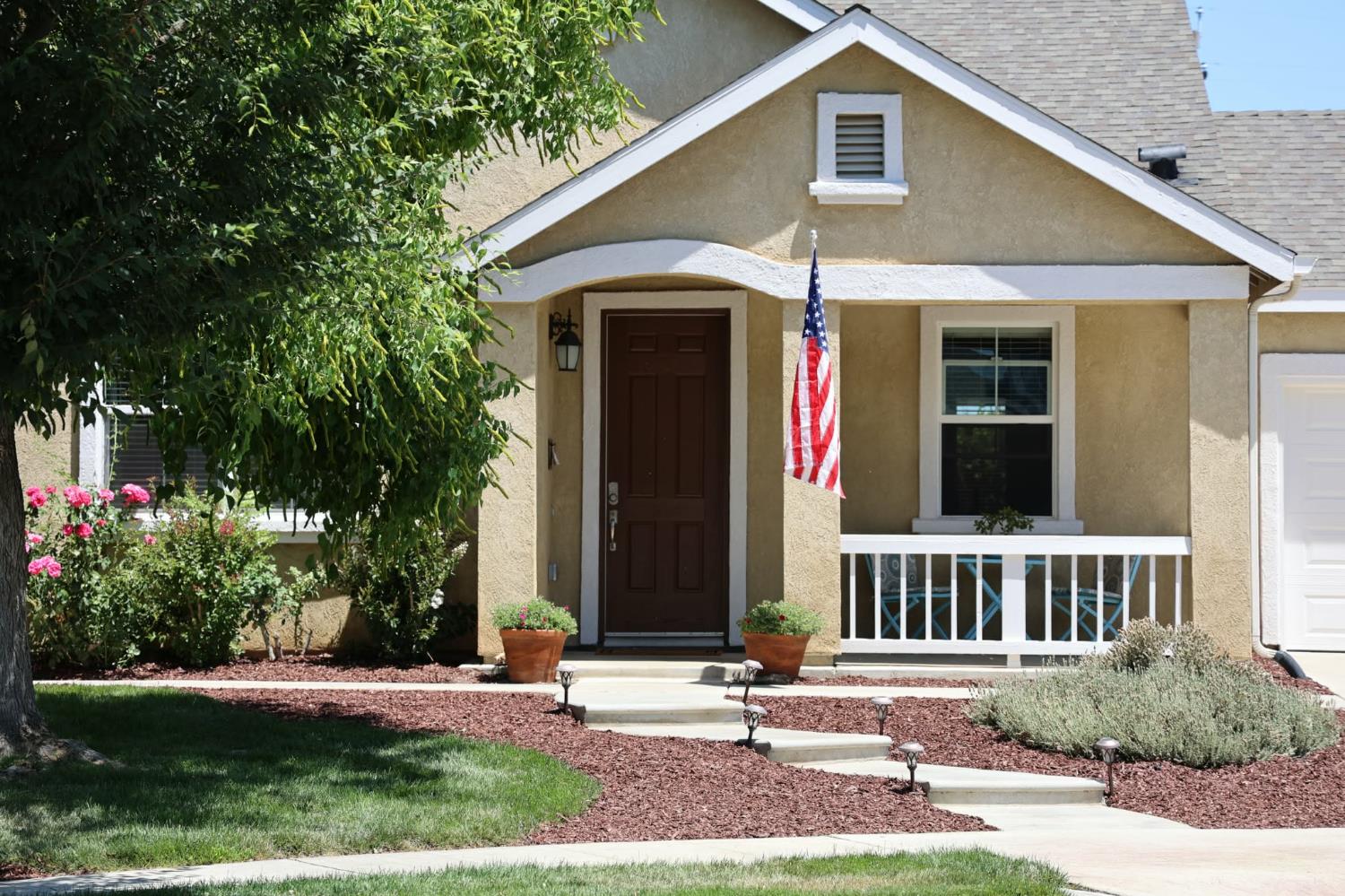 602 E Abbott Ave, Reedley, CA 93654