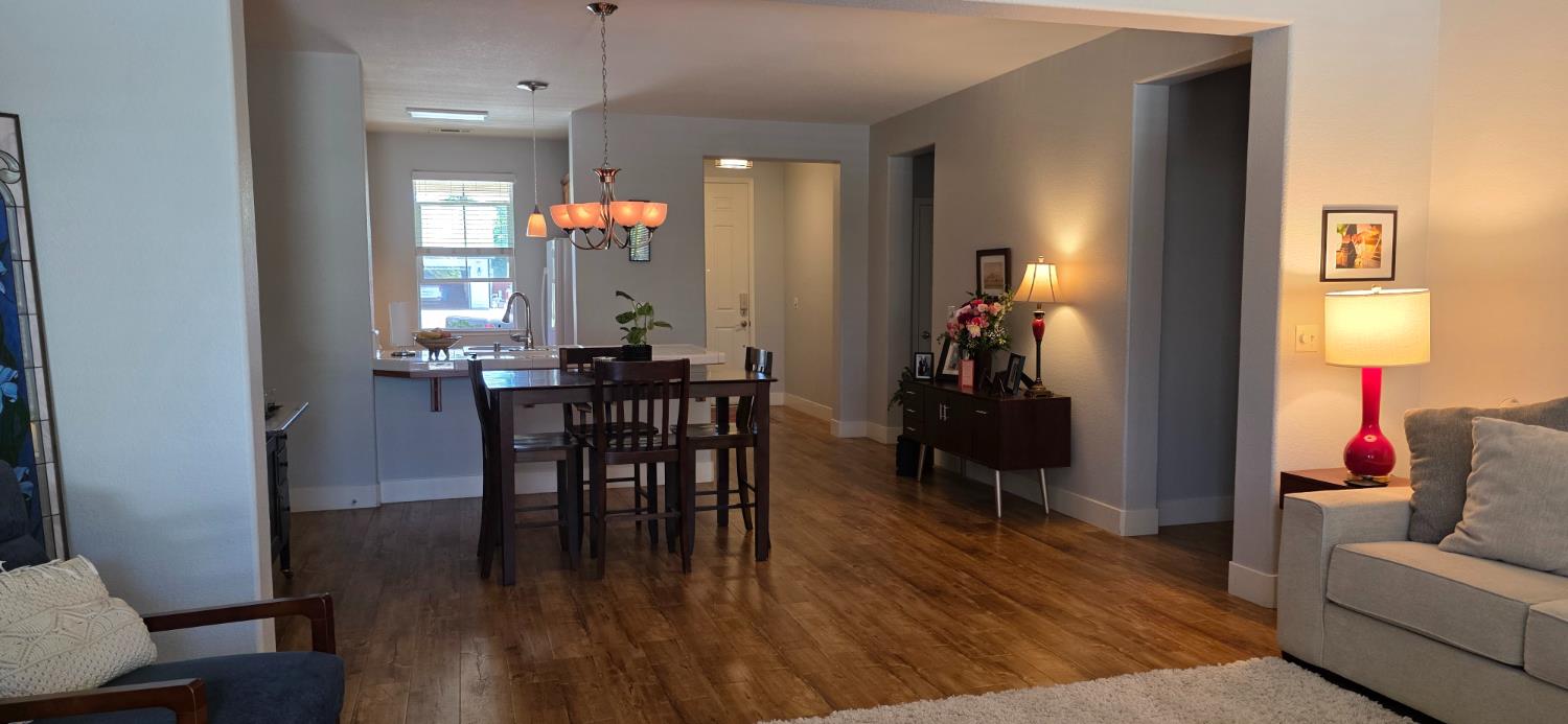 602 E Abbott Ave, Reedley, CA 93654