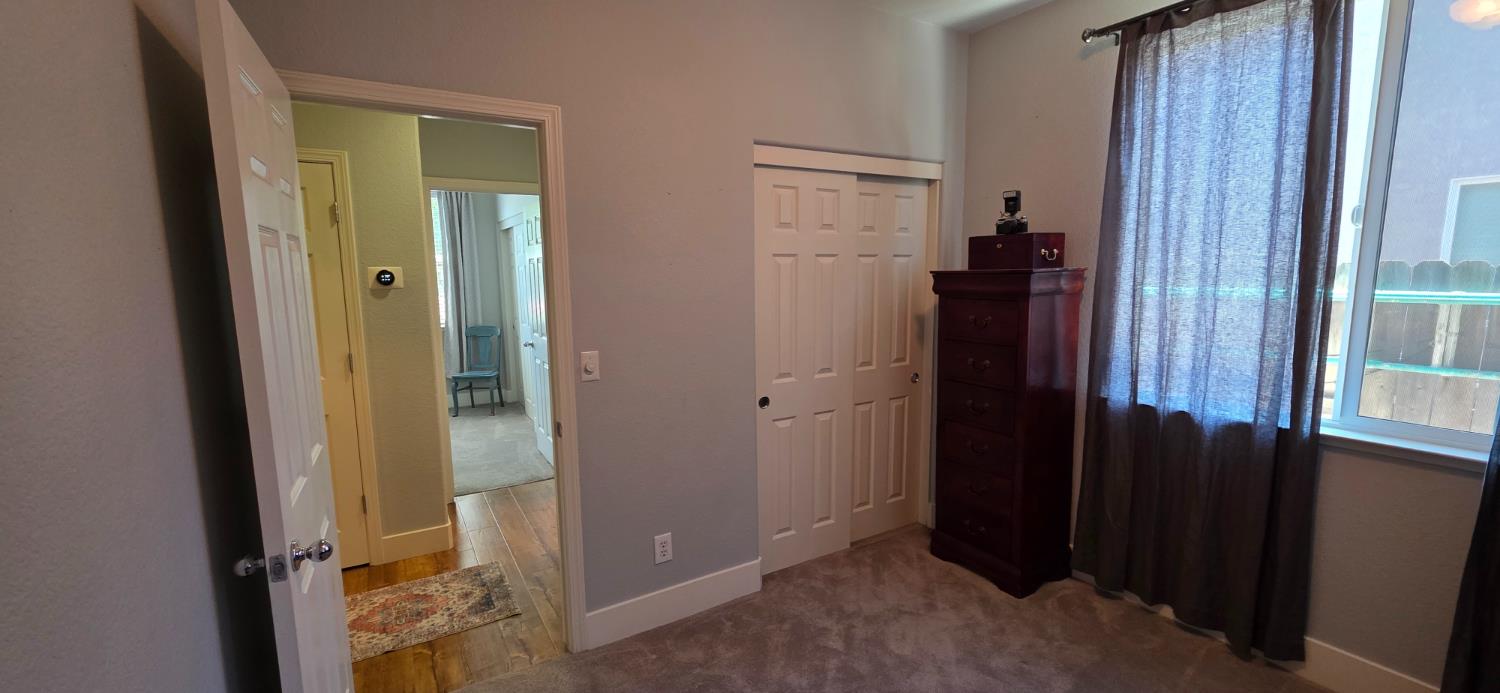 602 E Abbott Ave, Reedley, CA 93654