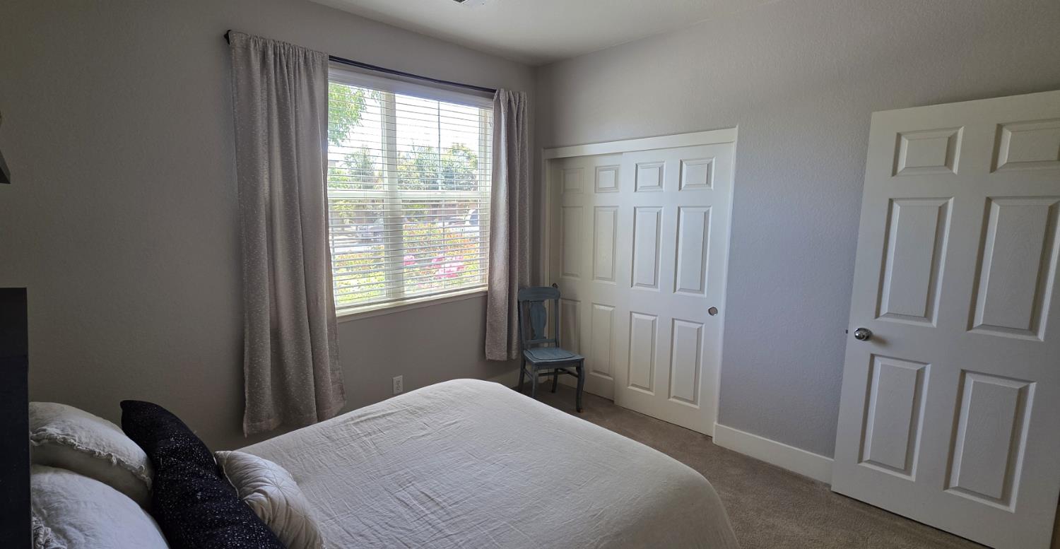 602 E Abbott Ave, Reedley, CA 93654