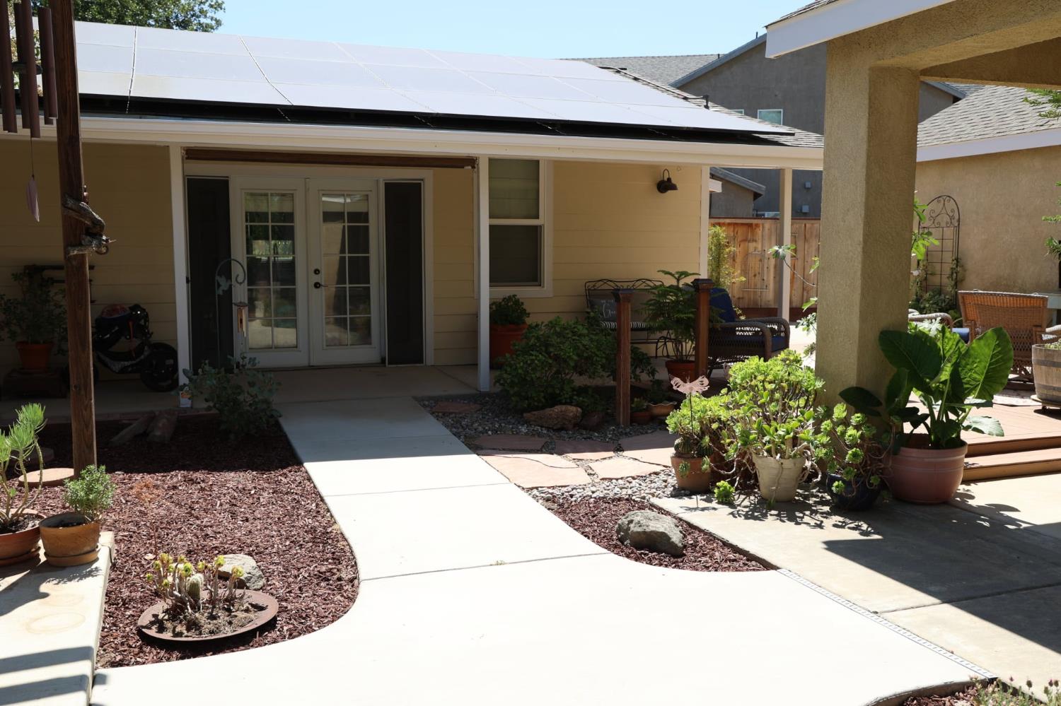 602 E Abbott Ave, Reedley, CA 93654