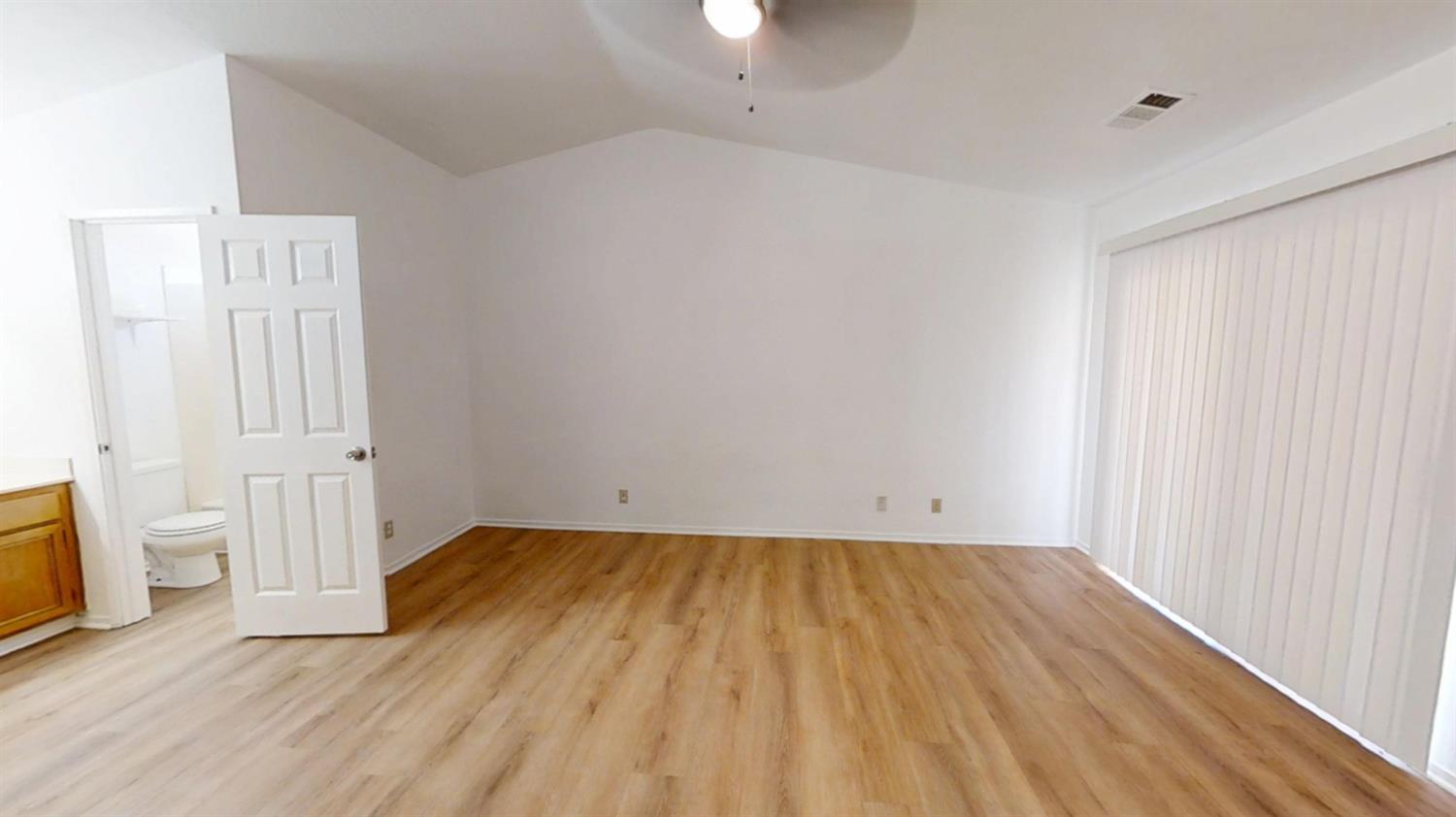438 Buckeye Springs St, Coalinga, CA 93210