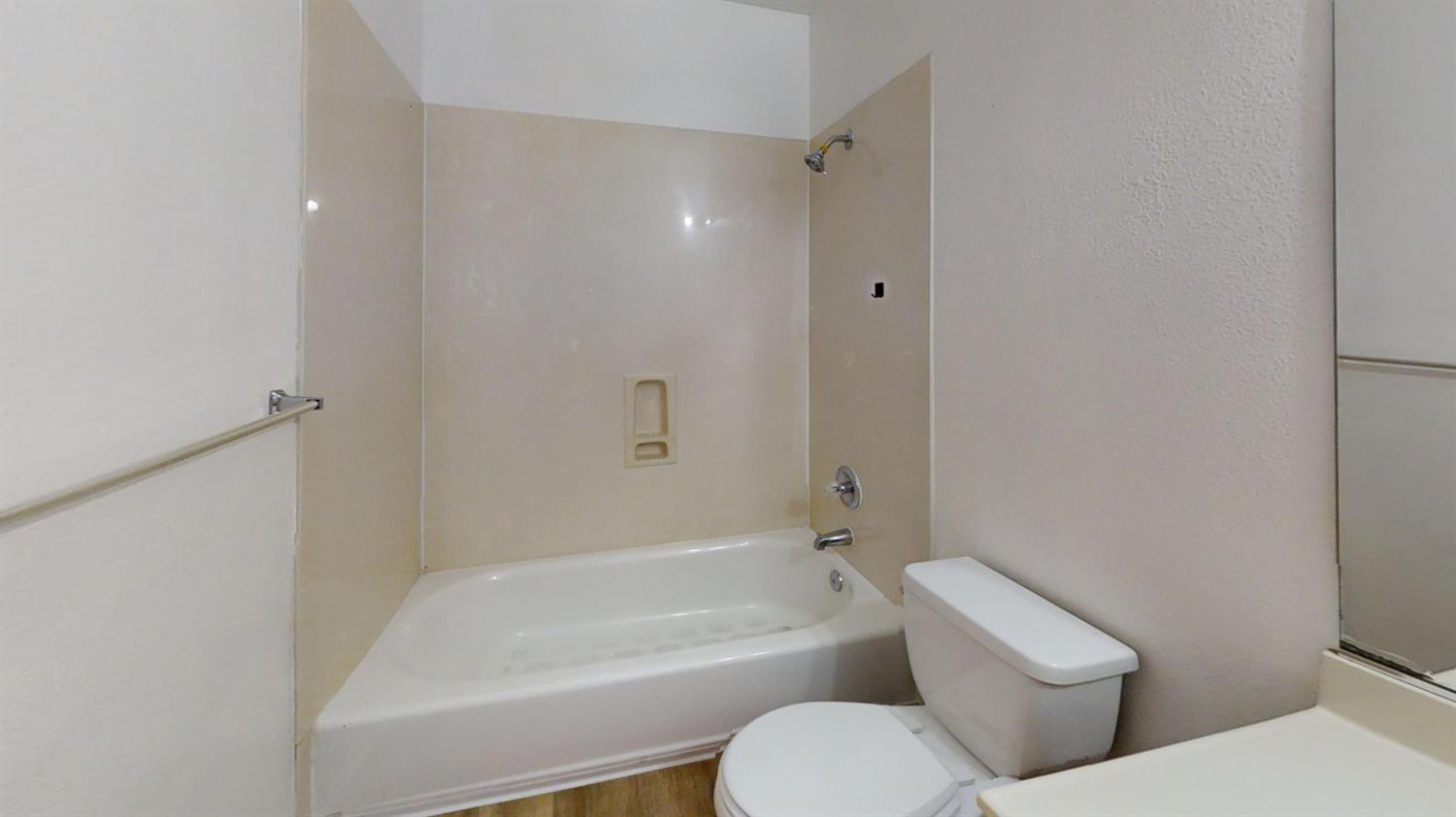 438 Buckeye Springs St, Coalinga, CA 93210