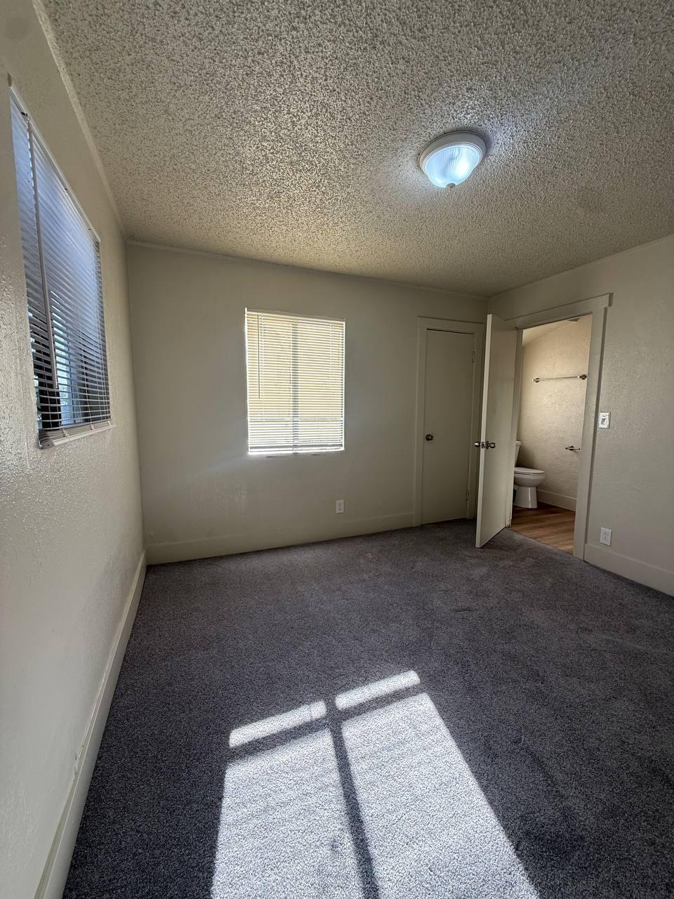 4079 E Heaton Ave, Fresno, CA 93702