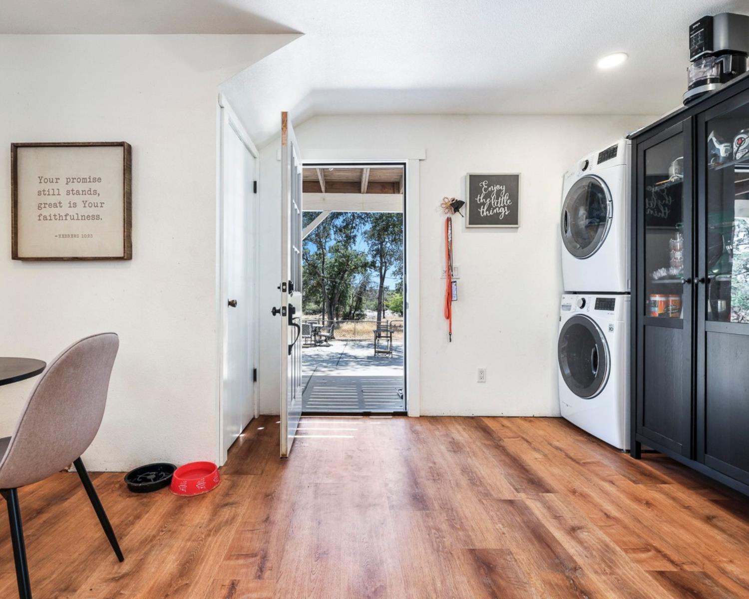 29696 Auberry Rd, Prather, CA 93651