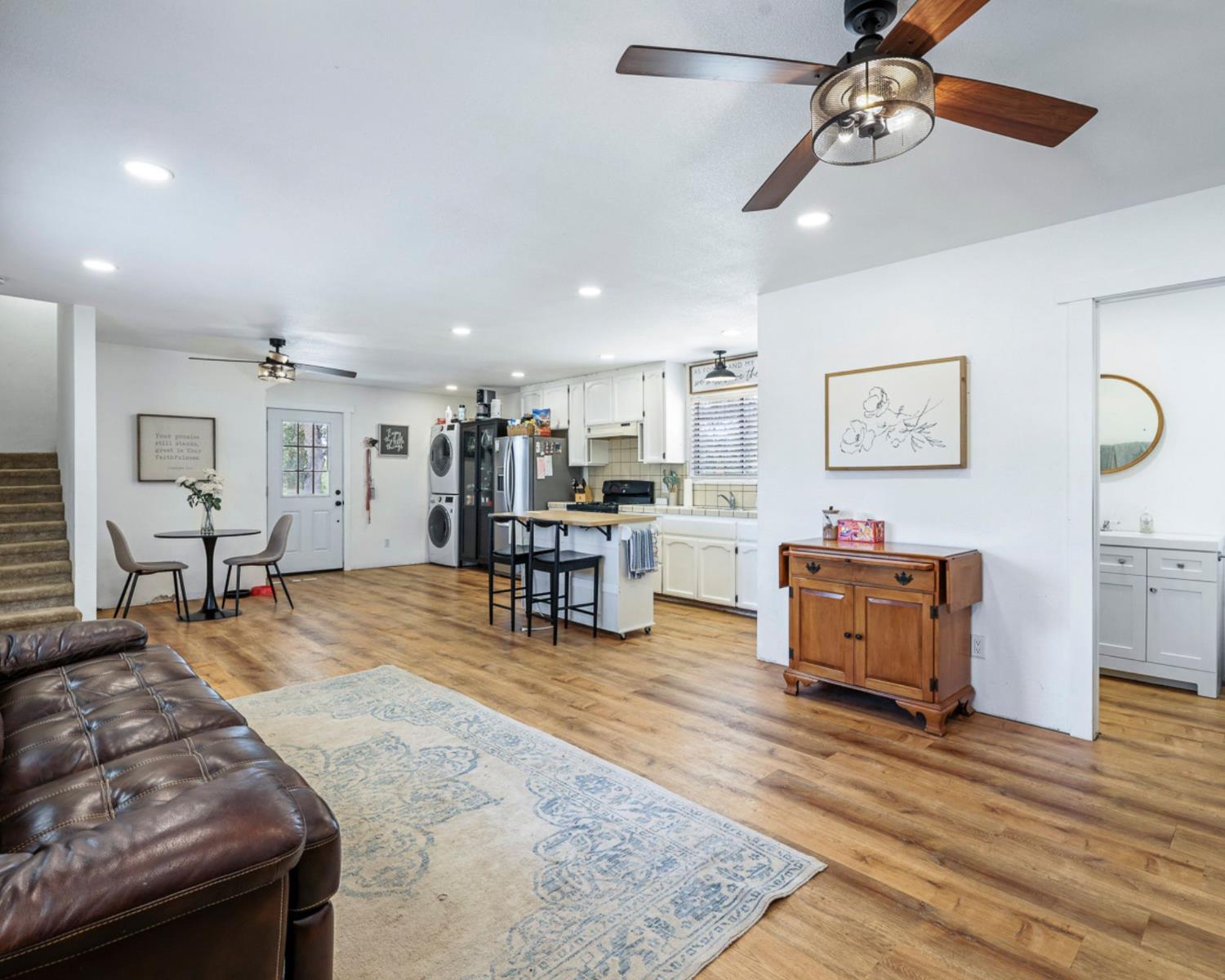 29696 Auberry Rd, Prather, CA 93651