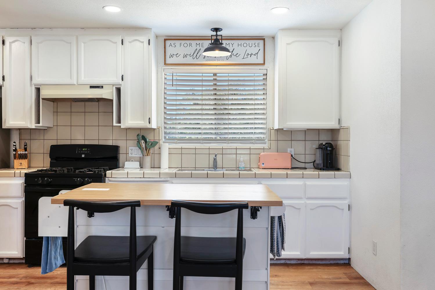 29696 Auberry Rd, Prather, CA 93651