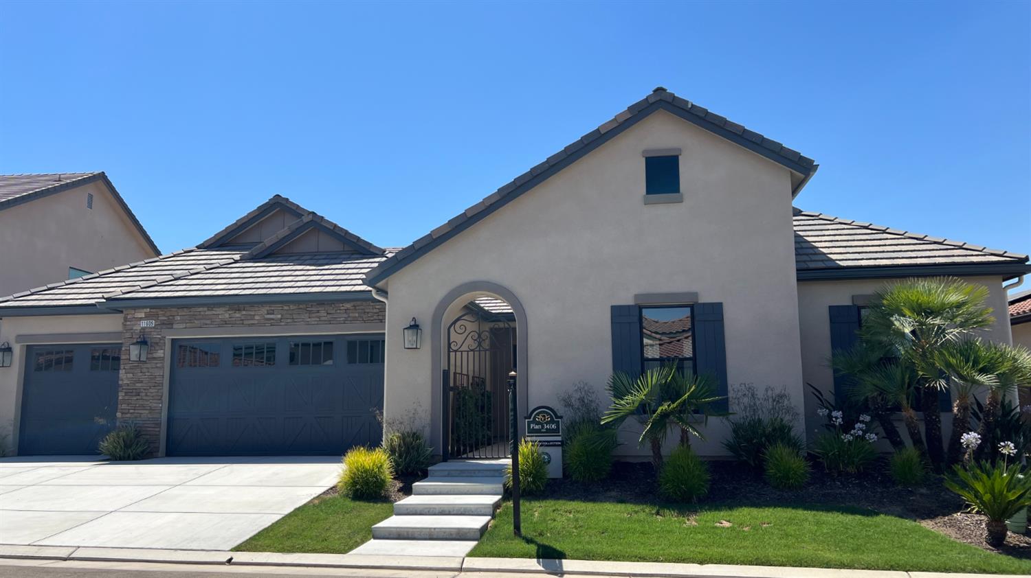 11609 N Sandy Par Dr, Fresno, CA 93730