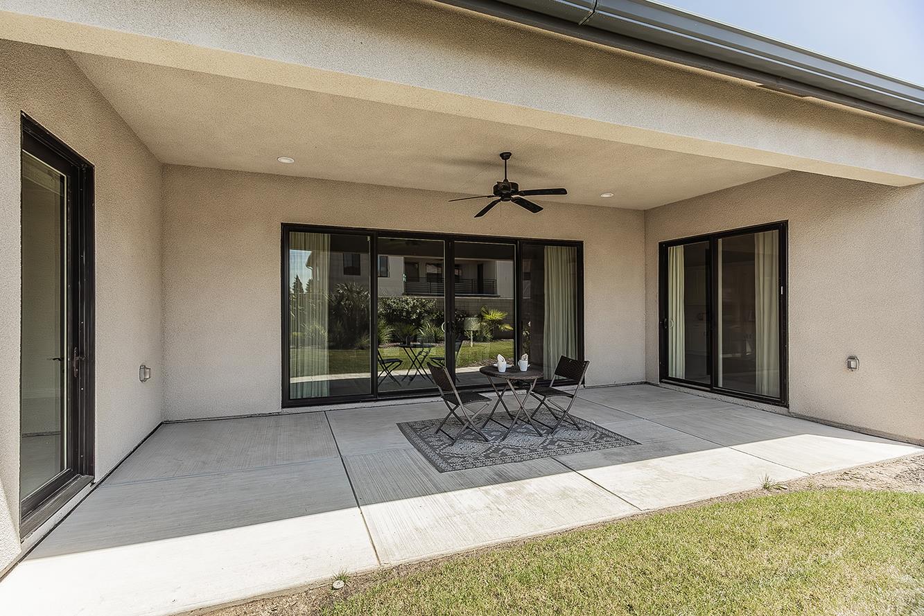 11609 N Sandy Par Dr, Fresno, CA 93730