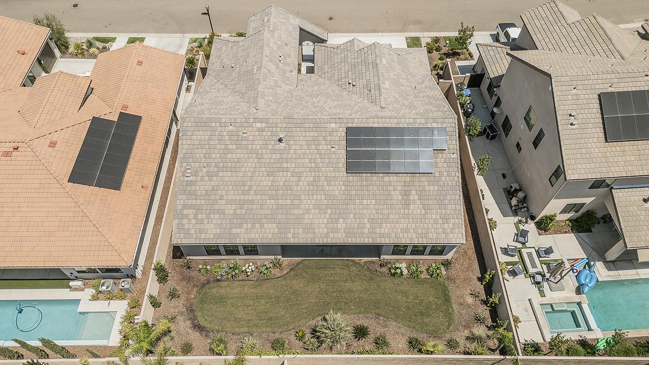 11609 N Sandy Par Dr, Fresno, CA 93730