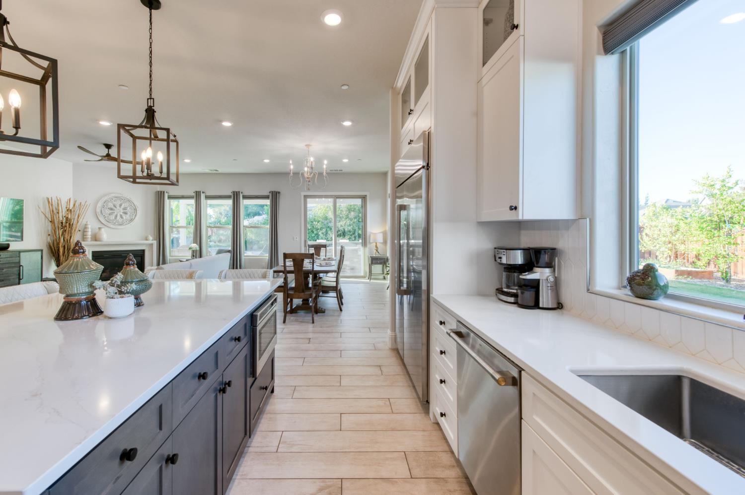 2308 E Mazie Ave, Fresno, CA 93730