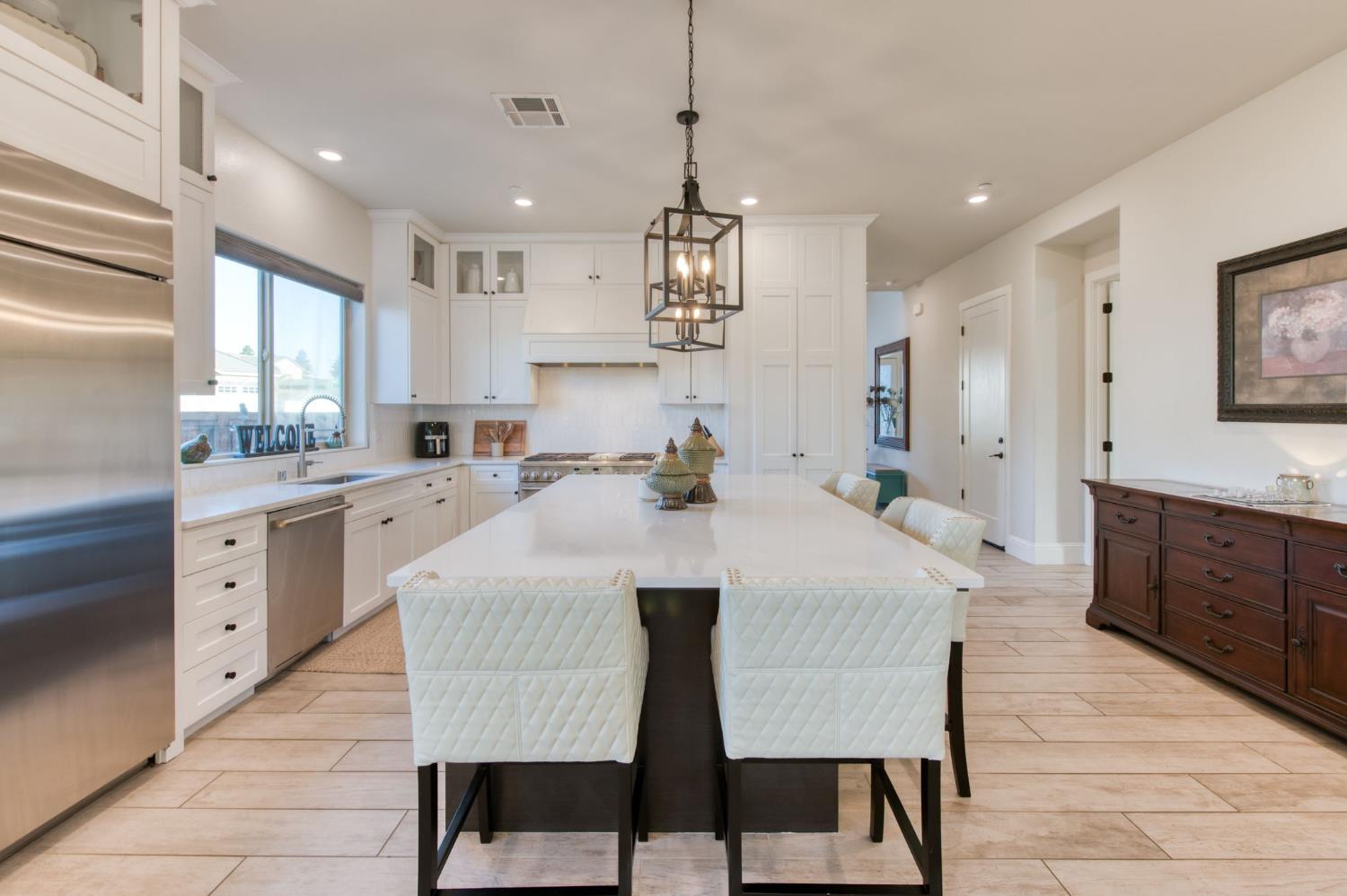 2308 E Mazie Ave, Fresno, CA 93730