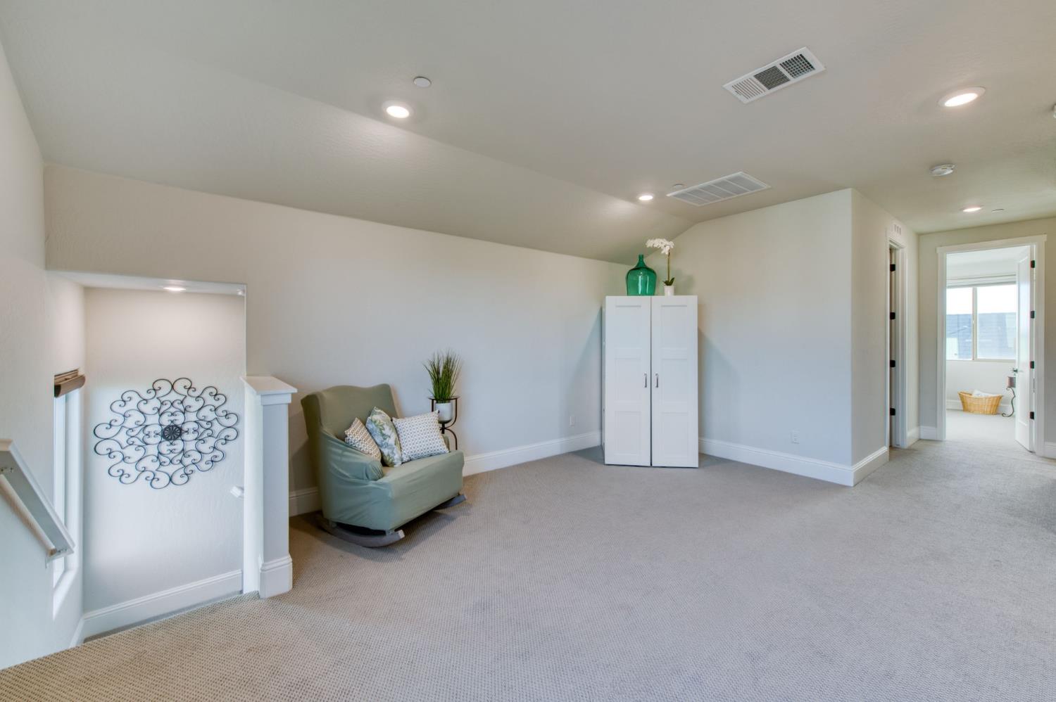 2308 E Mazie Ave, Fresno, CA 93730