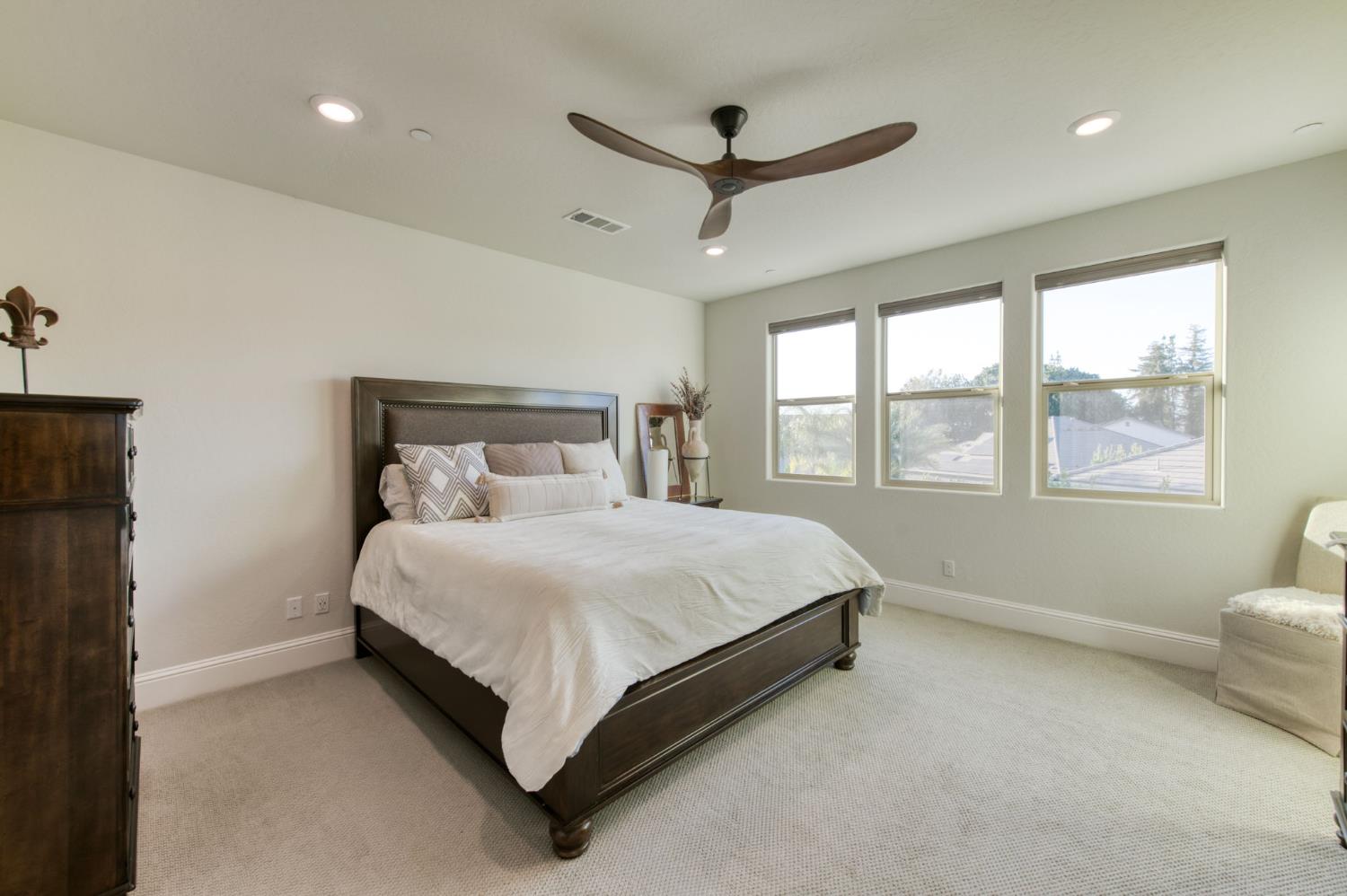 2308 E Mazie Ave, Fresno, CA 93730