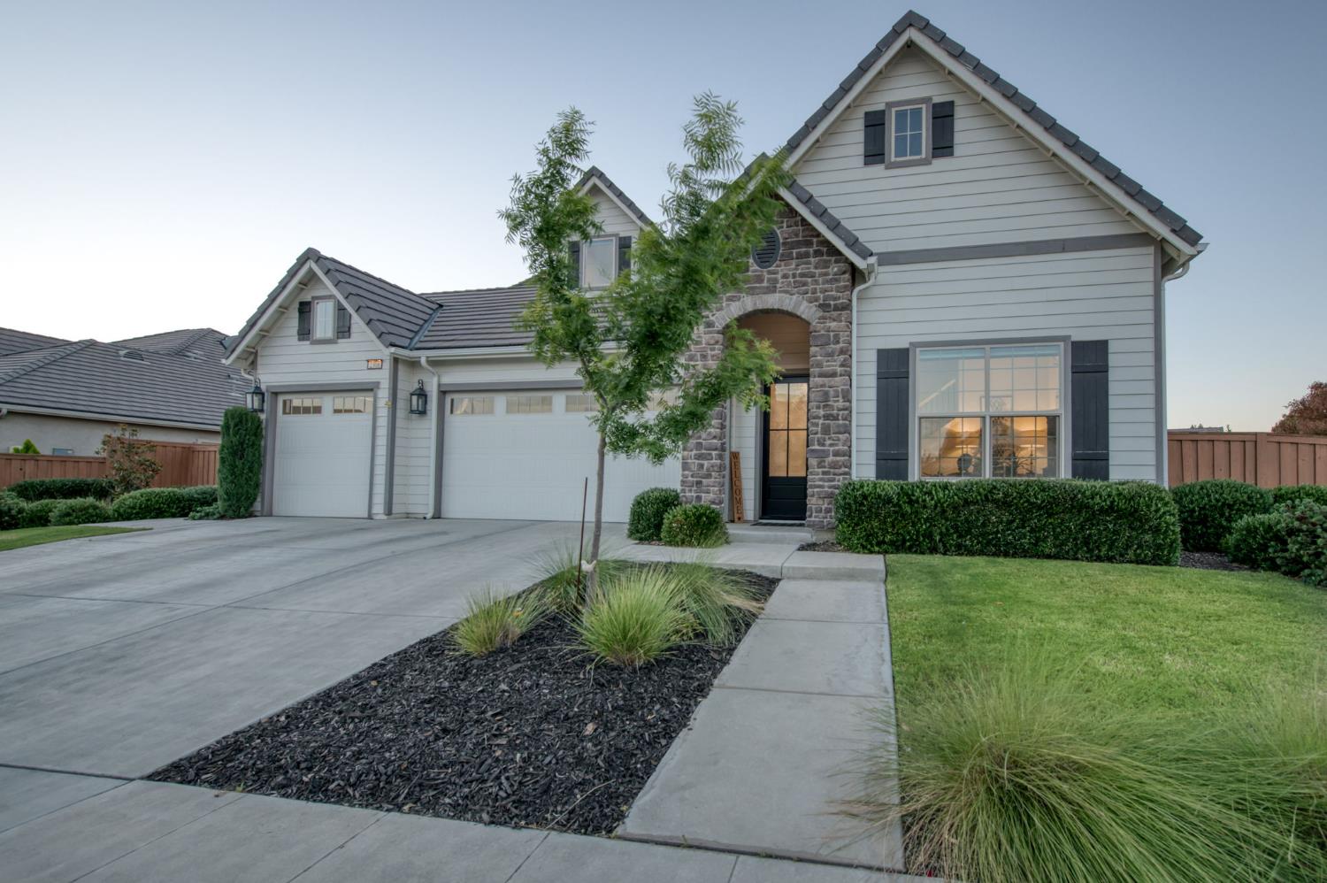 2308 E Mazie Ave, Fresno, CA 93730