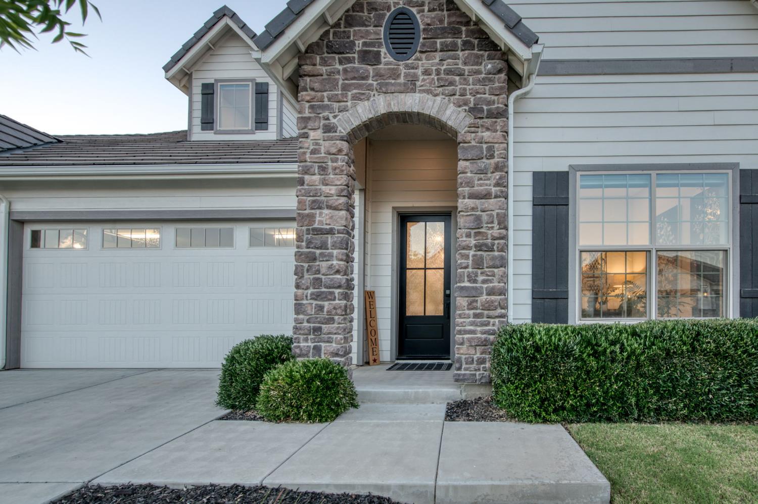 2308 E Mazie Ave, Fresno, CA 93730